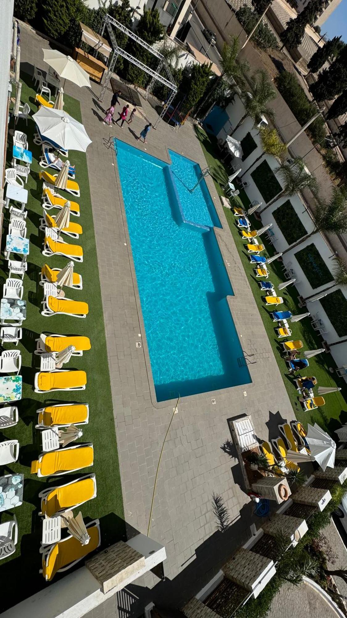 Le Zenith Hotel Oran Bagian luar foto