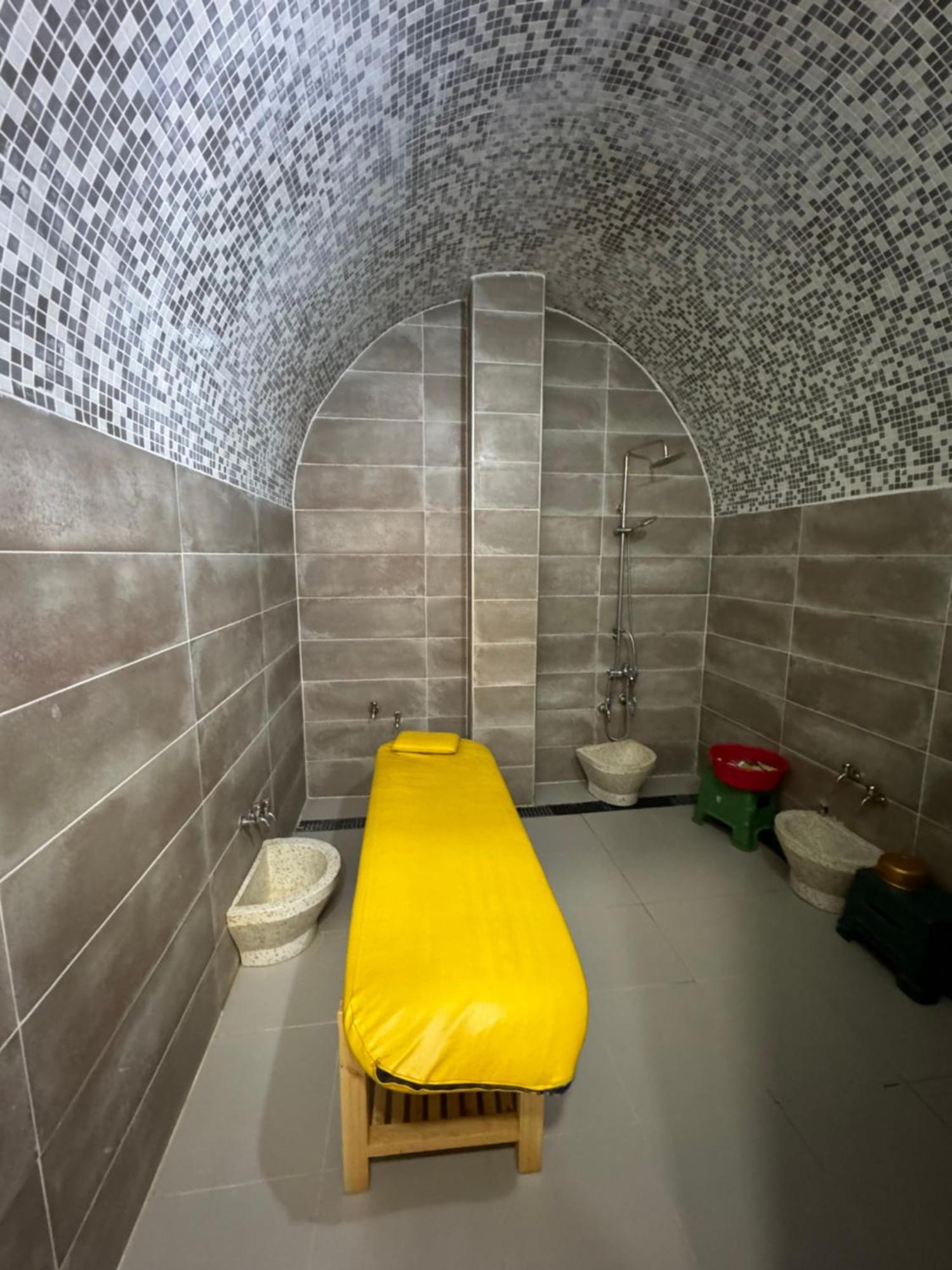 Le Zenith Hotel Oran Bagian luar foto