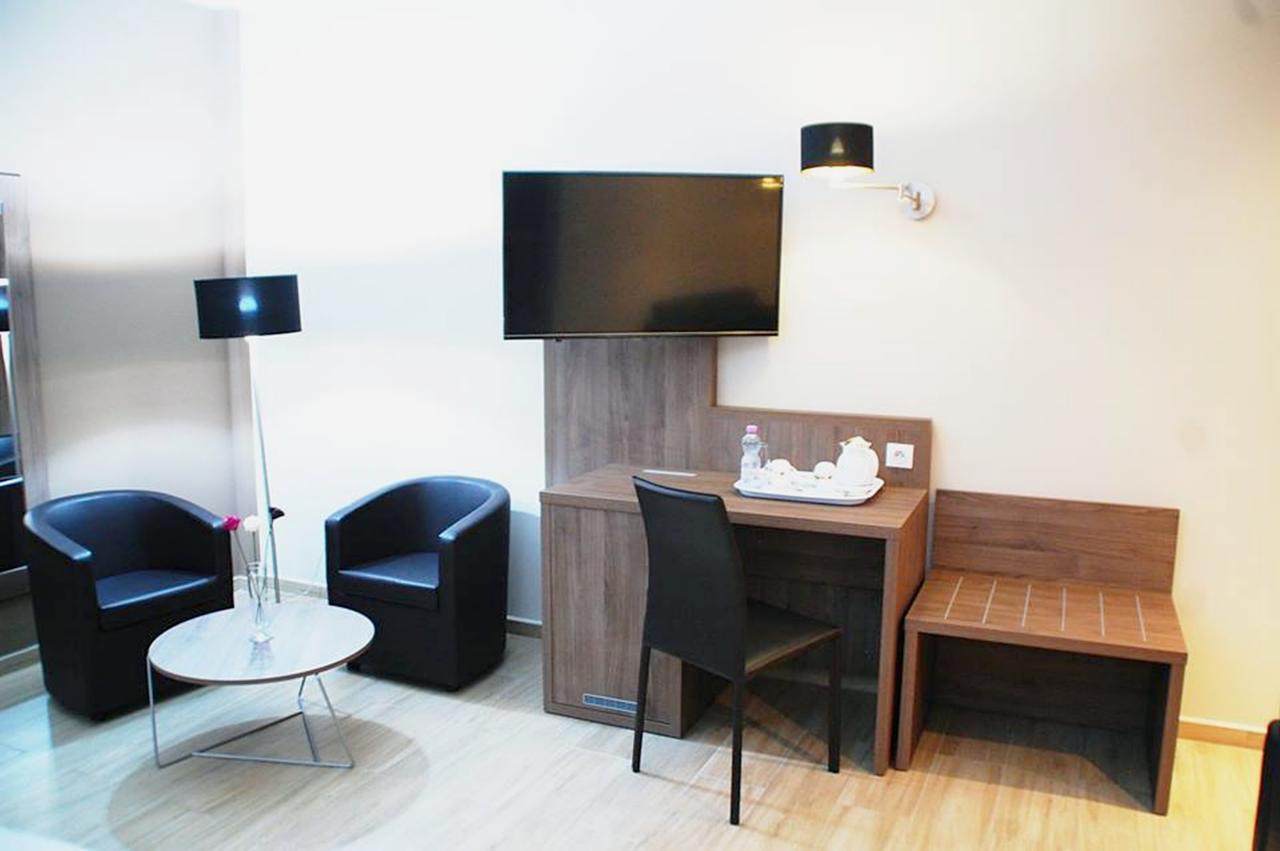 Le Zenith Hotel Oran Bagian luar foto
