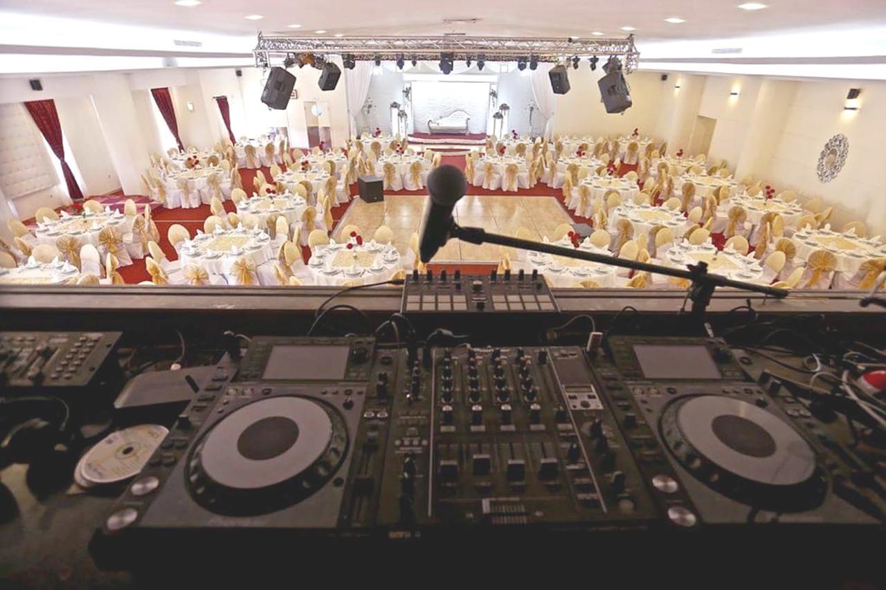 Le Zenith Hotel Oran Bagian luar foto