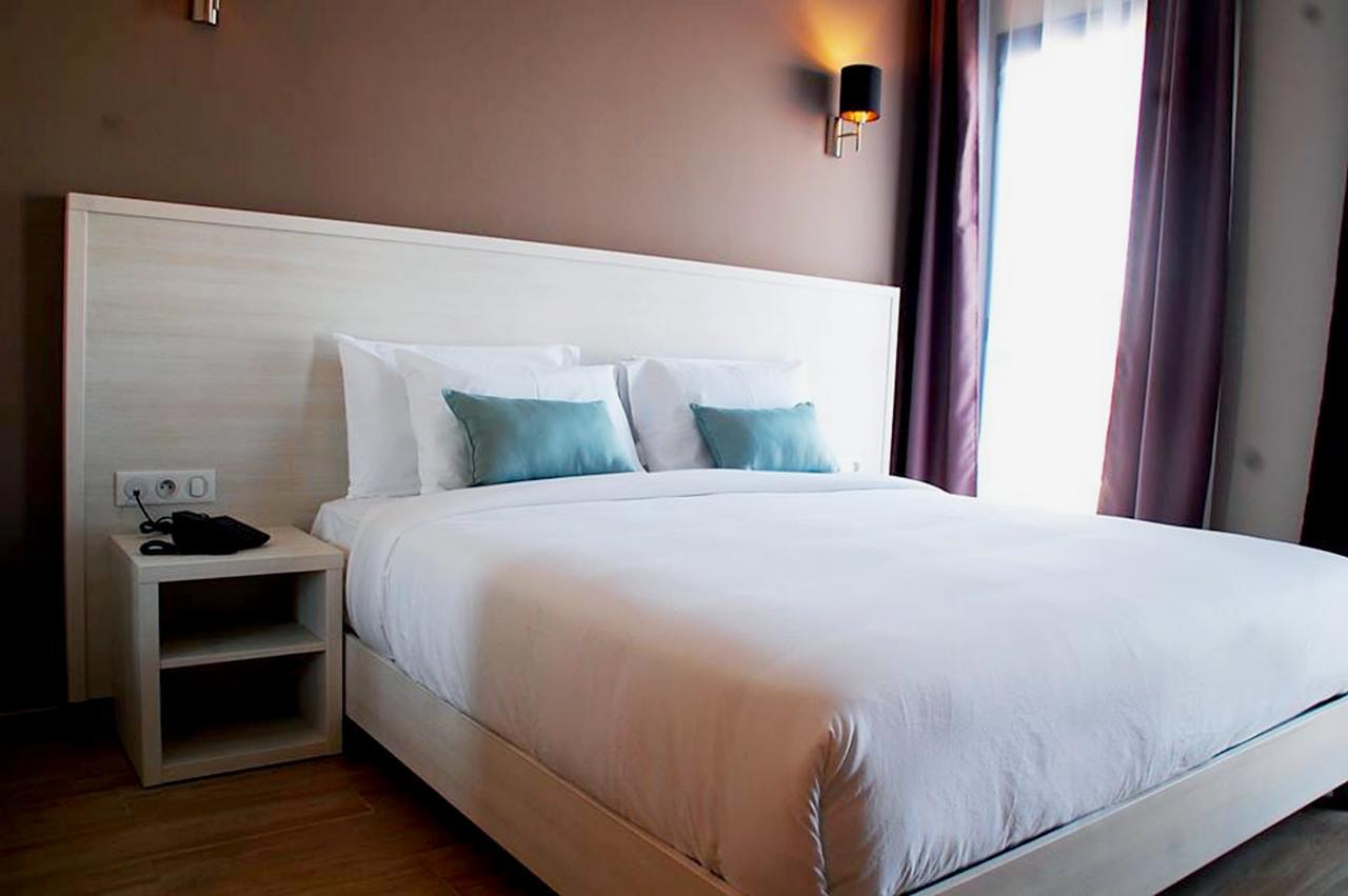 Le Zenith Hotel Oran Bagian luar foto