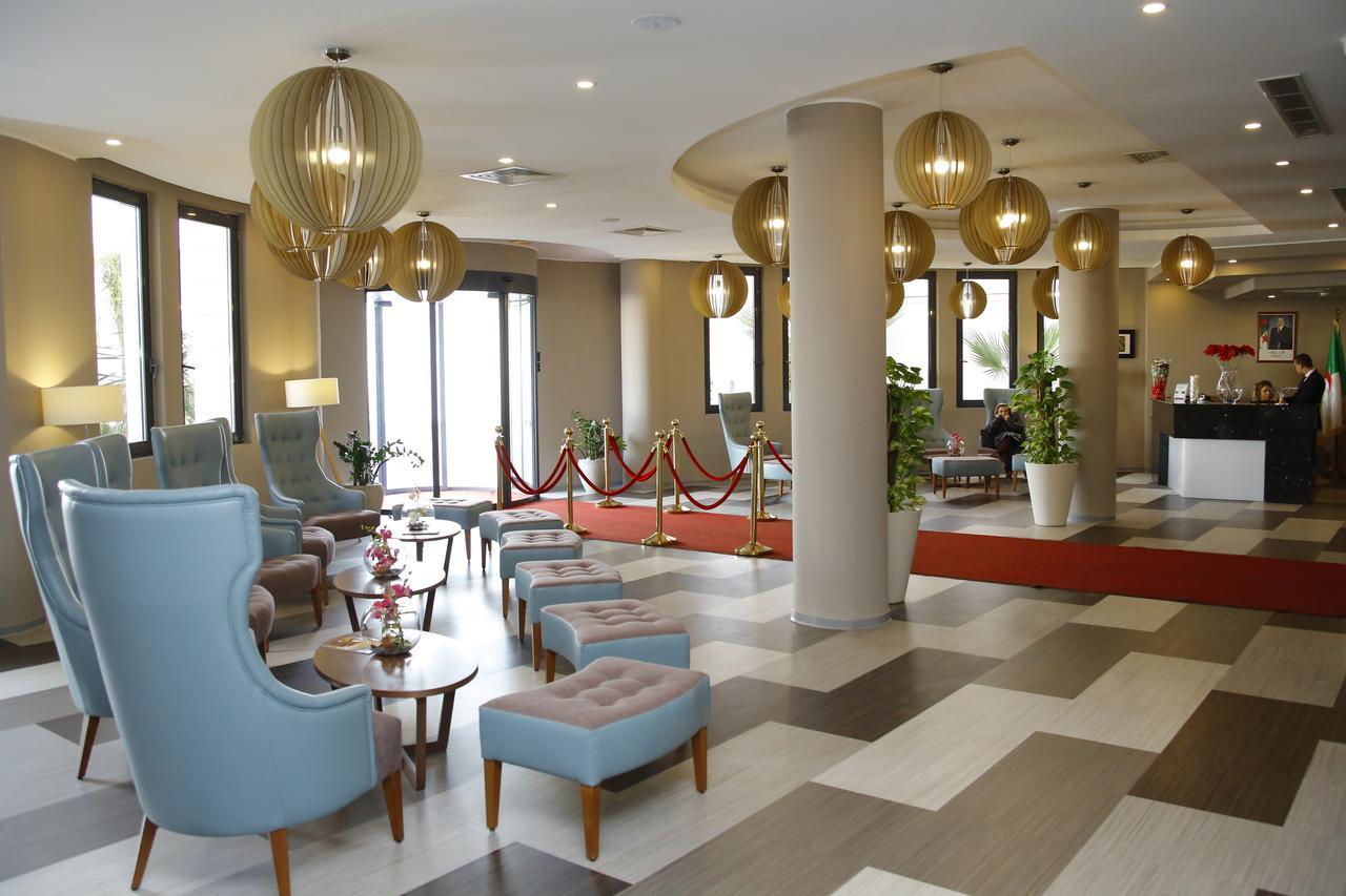 Le Zenith Hotel Oran Bagian luar foto