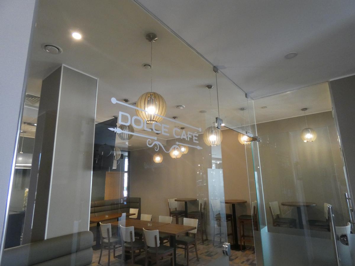 Le Zenith Hotel Oran Bagian luar foto